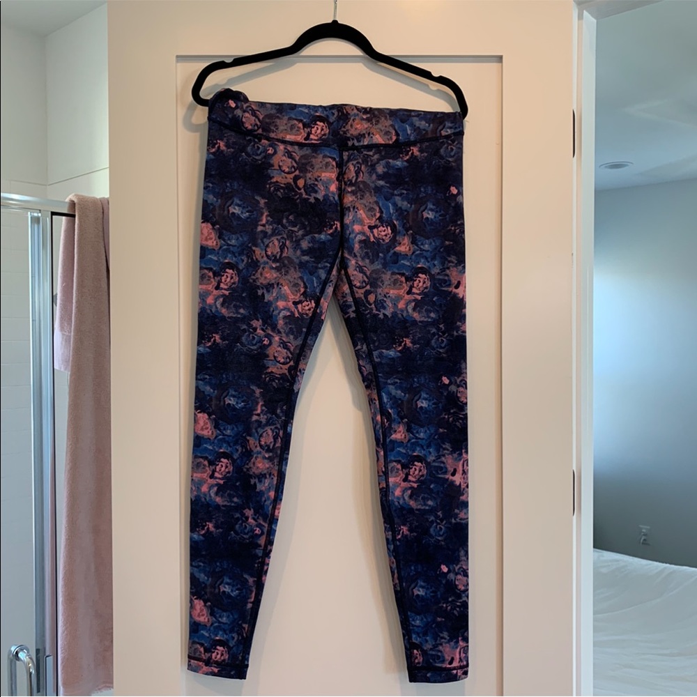 Floral Lululemon Wunder Unders